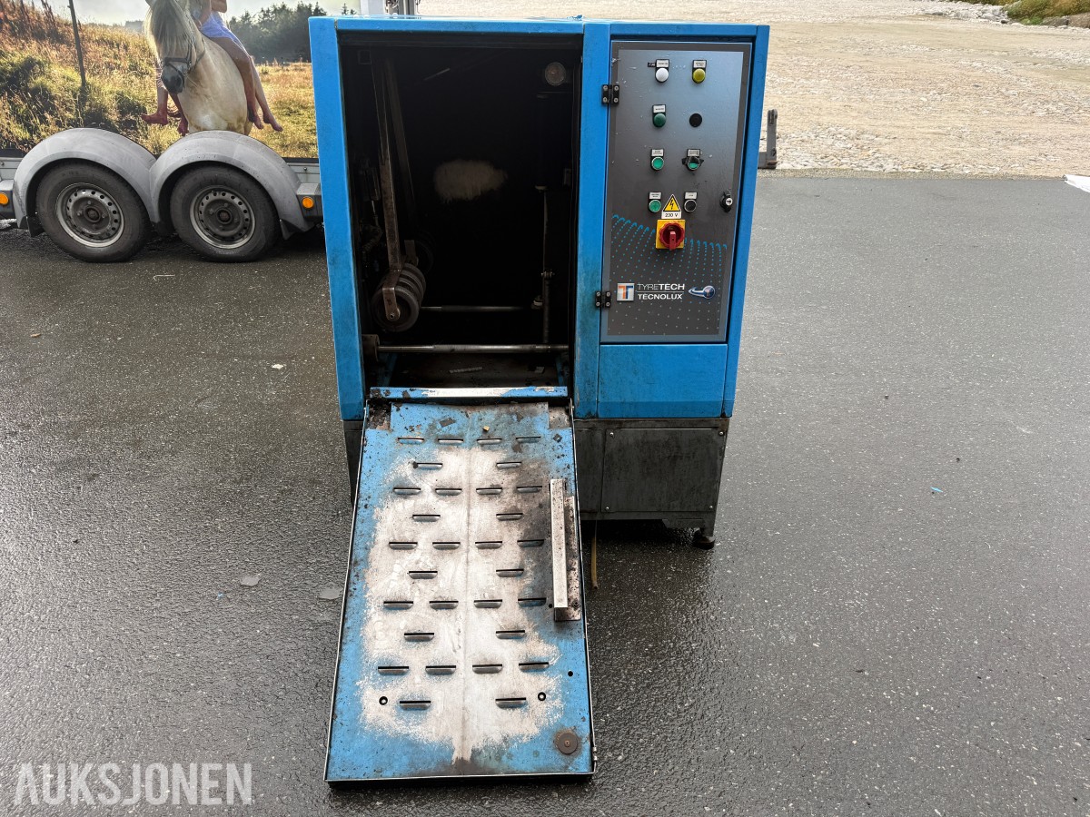 2016 Tecnolux Reddy dekkevasker / dekkvaskemaskin 230V