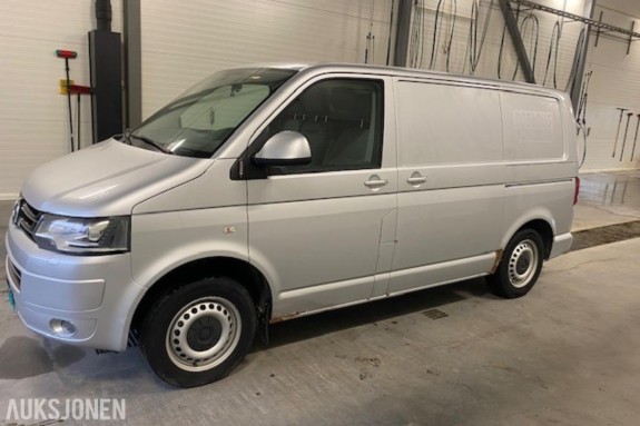 2015 Volkswagen Transporter 2.0-179 D 4MOTION HENGERFESTE