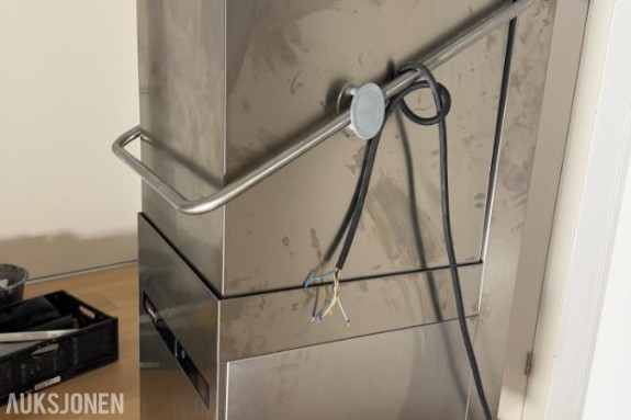 2025 Ggm gastro Dsoz44sn industriell oppvaskmaskin *ingen minstepris*