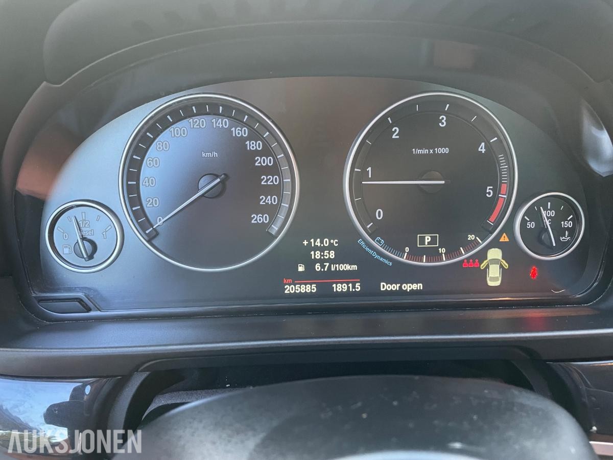 2011 BMW 520D 2.0 163hk AUTOMAT HENGERFESTE SKINNINTERIØR EU OK 07.2027