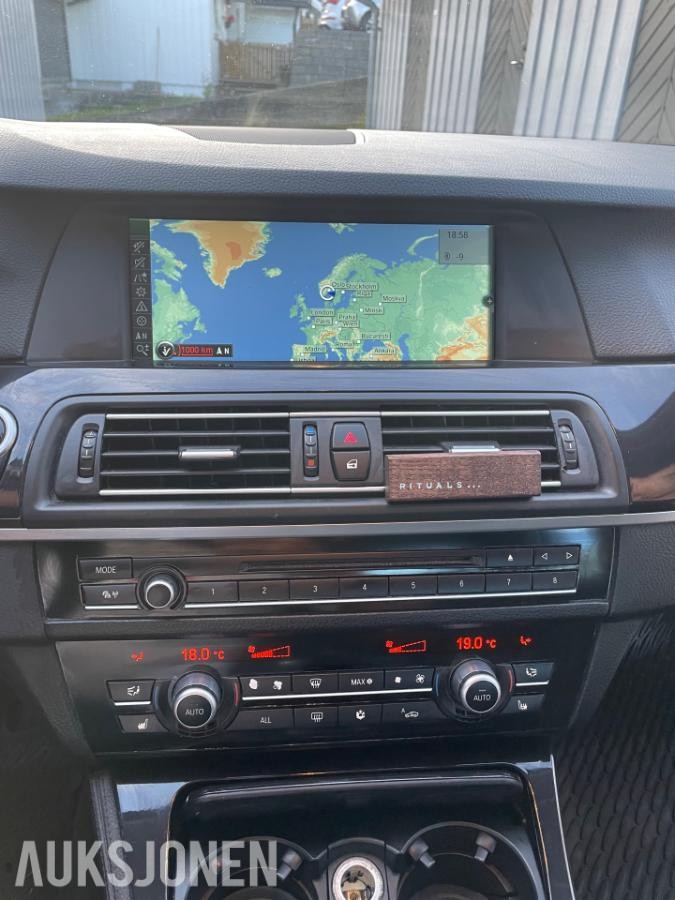 2011 BMW 520D 2.0 163hk AUTOMAT HENGERFESTE SKINNINTERIØR EU OK 07.2027