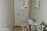 Åpen 2WC A30 brakke med garderobe og sanitærrom