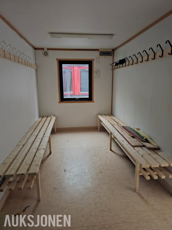 Vask/Dusj/Skift 10 P A30 garderobe- og sanitærbrakke