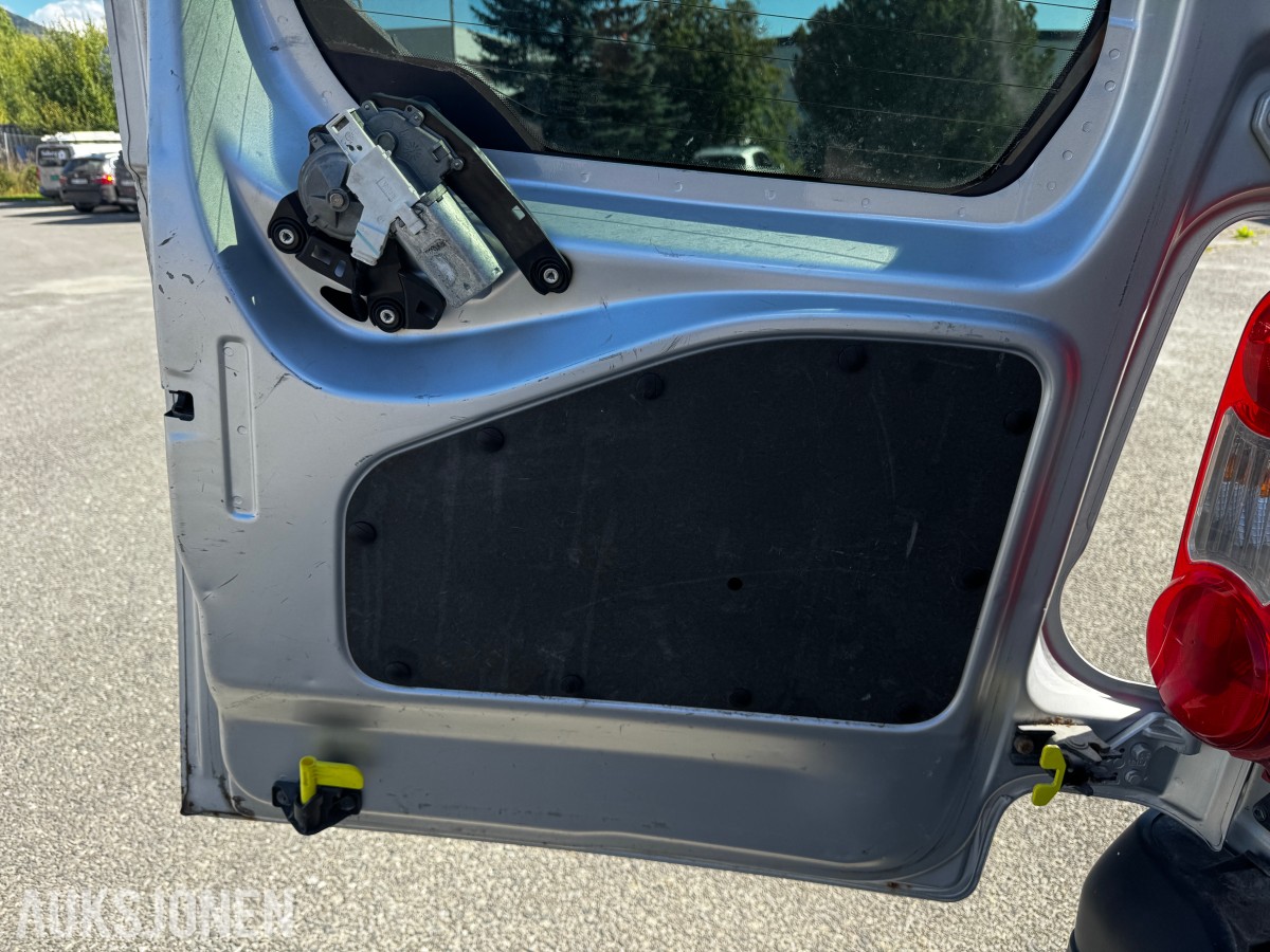 2012 Citroen BERLINGO 1.6-90 D HENGERFESTE 3-SETER