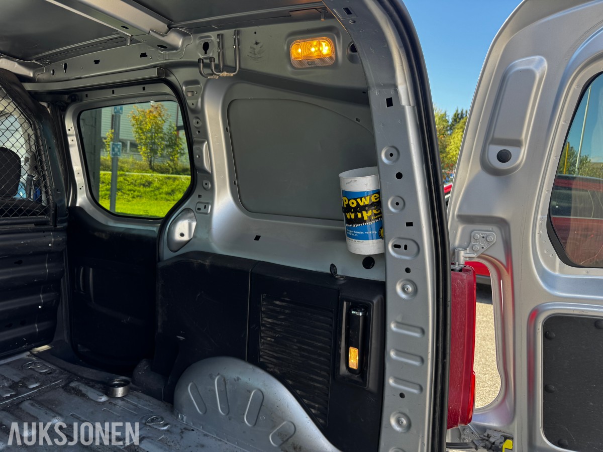 2012 Citroen BERLINGO 1.6-90 D HENGERFESTE 3-SETER