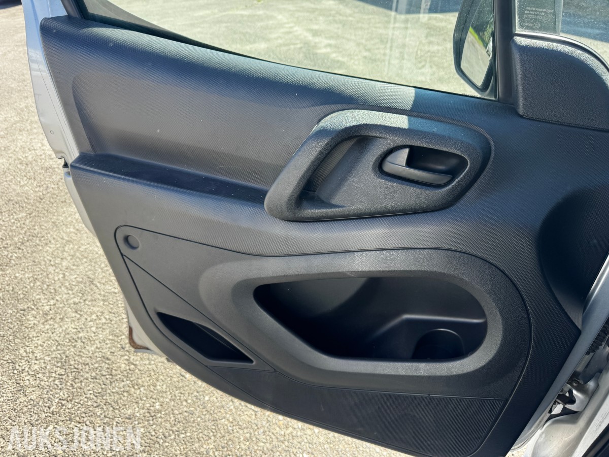 2012 Citroen BERLINGO 1.6-90 D HENGERFESTE 3-SETER