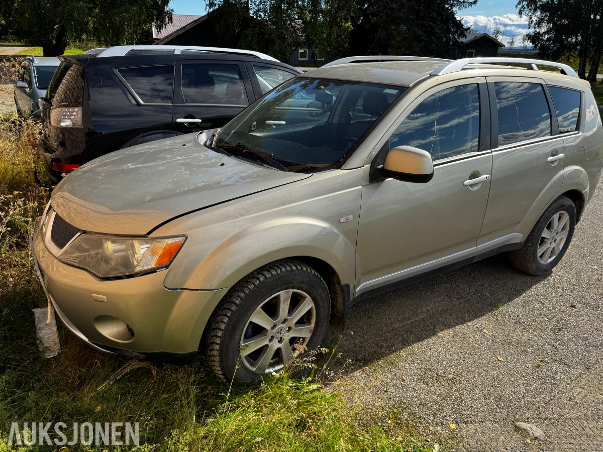 2008 Mitsubishi OUTLANDER 2.0-140 D 4WD 7-SETER HENGERFESTE