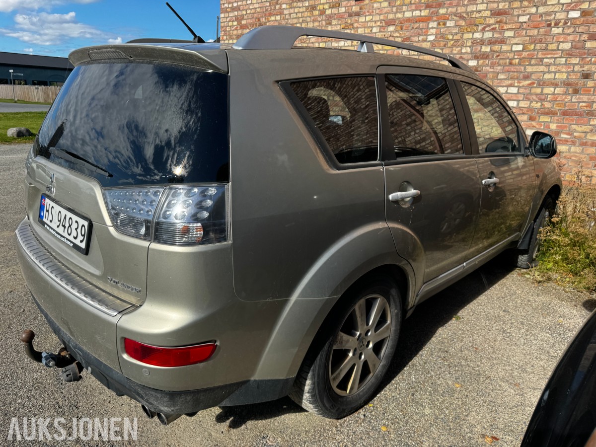 2008 Mitsubishi OUTLANDER 2.0-140 D 4WD 7-SETER HENGERFESTE
