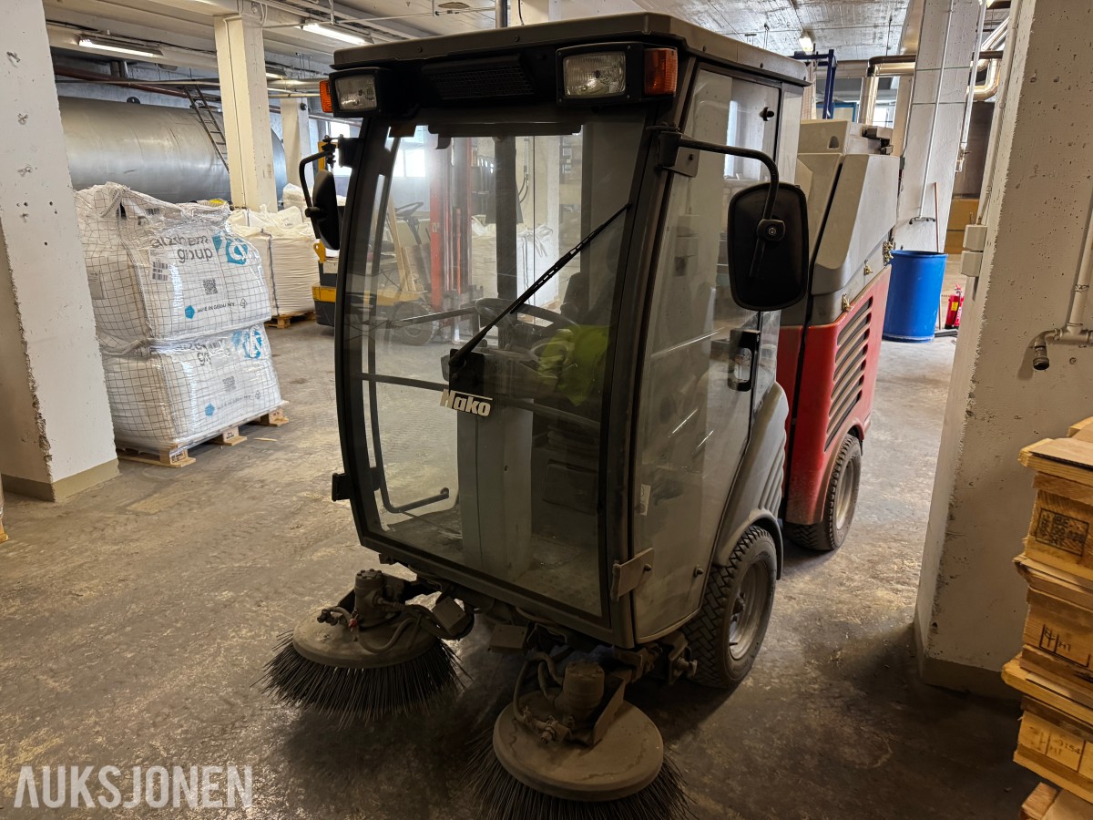 200 Hako Citymaster 300 sopemaskin