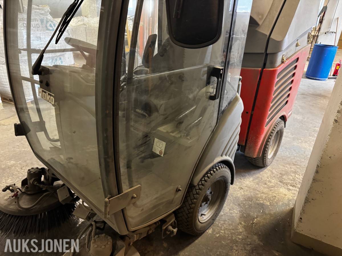 200 Hako Citymaster 300 sopemaskin