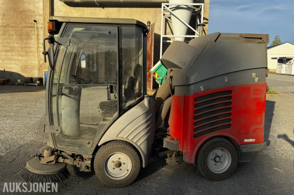 200 Hako Citymaster 300 sopemaskin