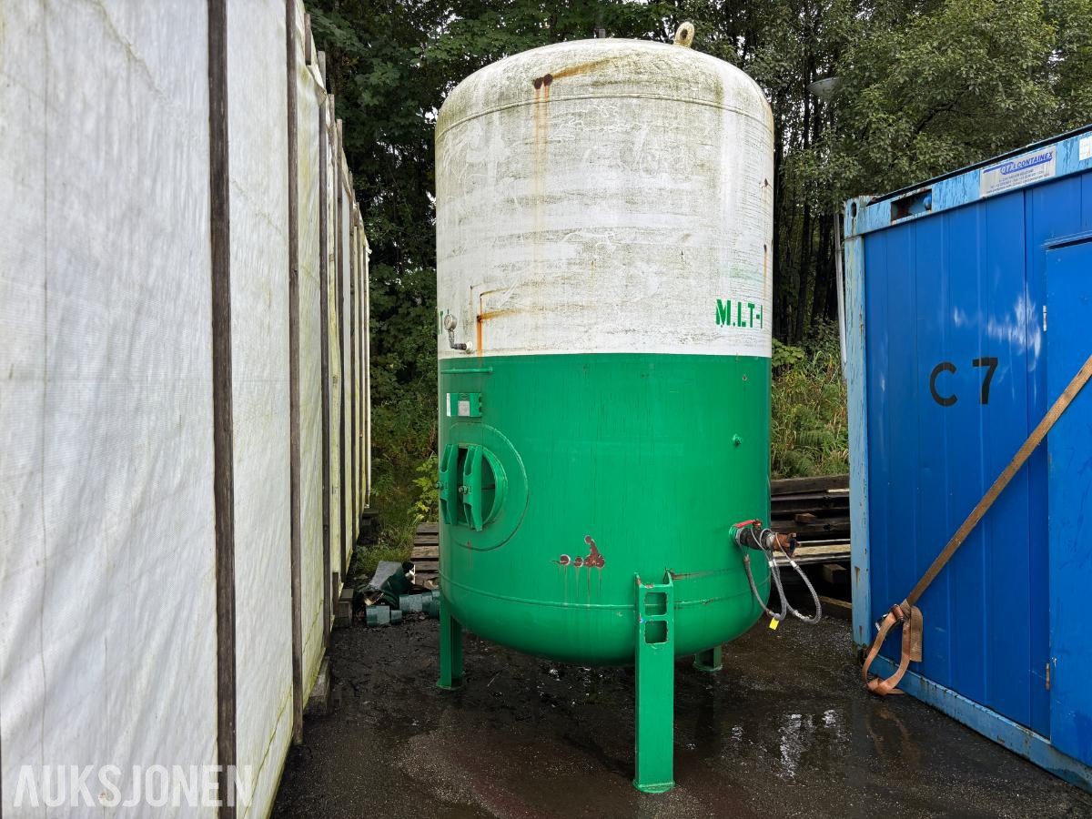 2018 Komino trykktank / trykkbeholder  ca. 3000 liter, 11 bar