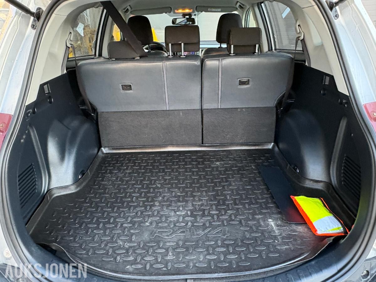 2013 Toyota RAV4 2.2D 150HK 4WD HENGERFESTE KAMERA CRUISE