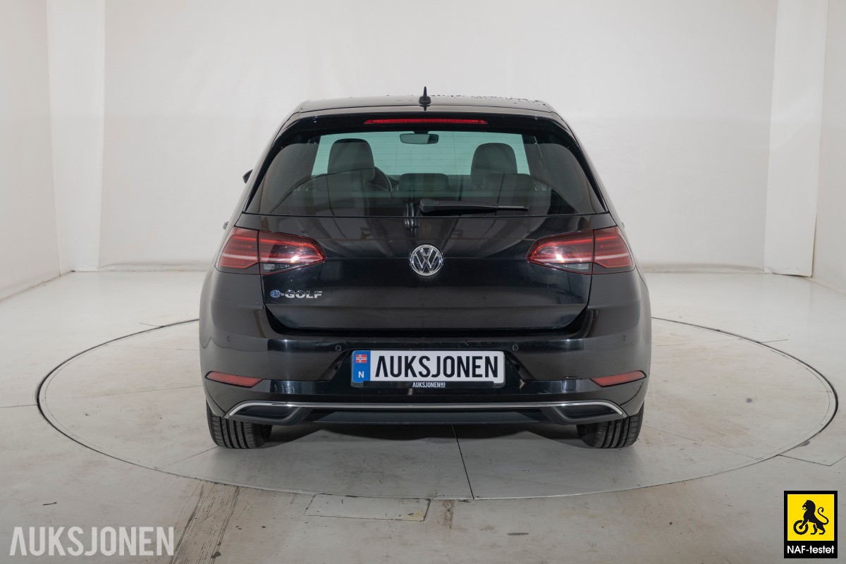 2020 Volkswagen E-Golf 136HK ACC KAMERA SKINN NAVI VARMEPUMPE