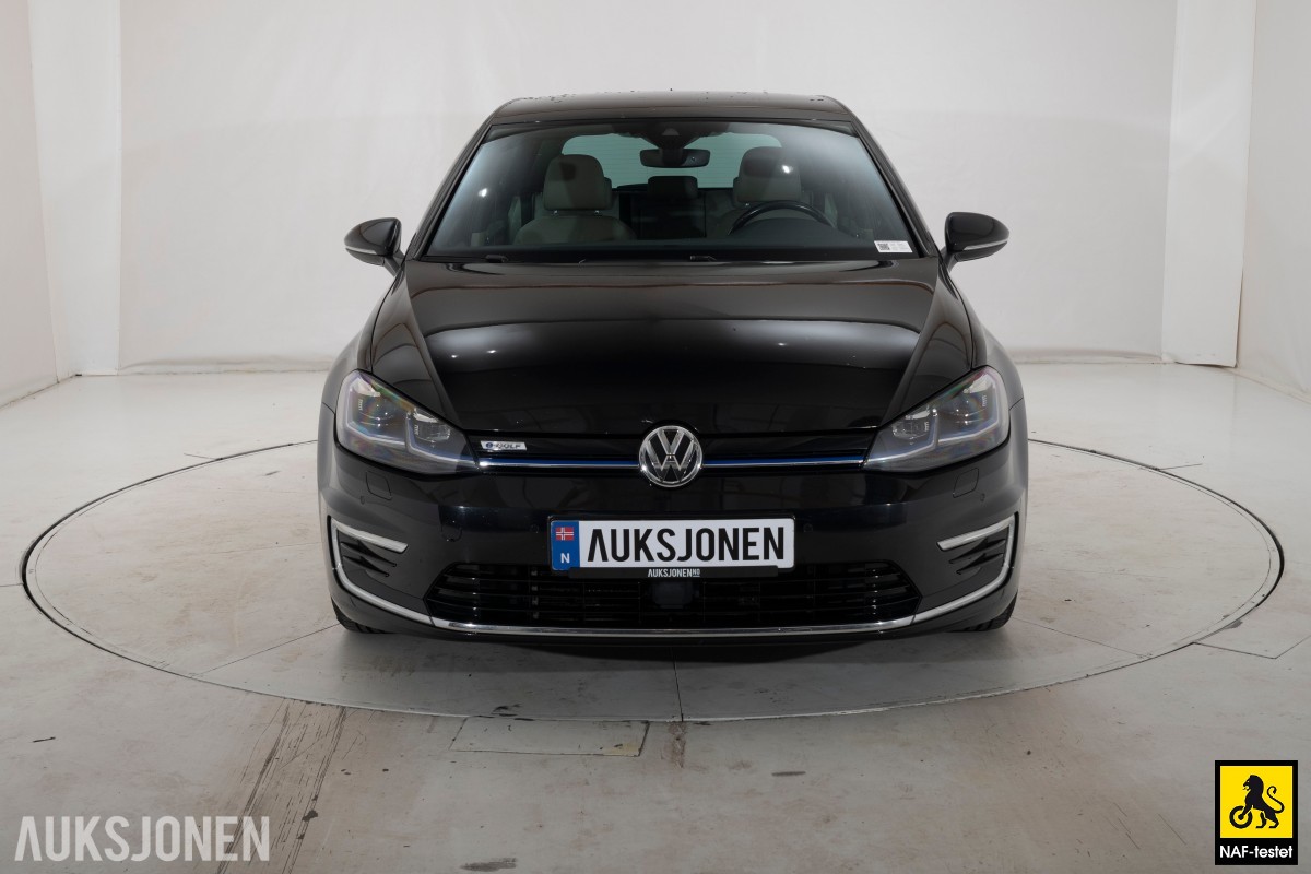 2020 Volkswagen E-Golf 136HK ACC KAMERA SKINN NAVI VARMEPUMPE