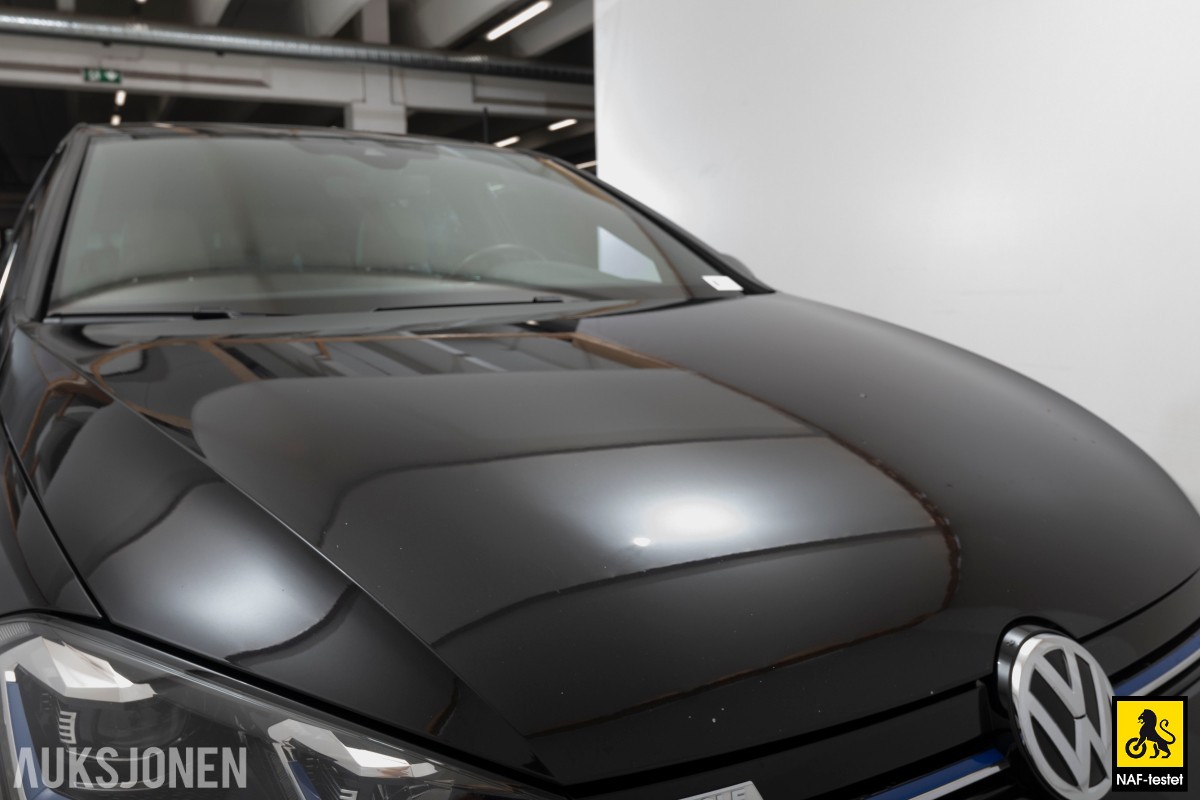 2020 Volkswagen E-Golf 136HK ACC KAMERA SKINN NAVI VARMEPUMPE