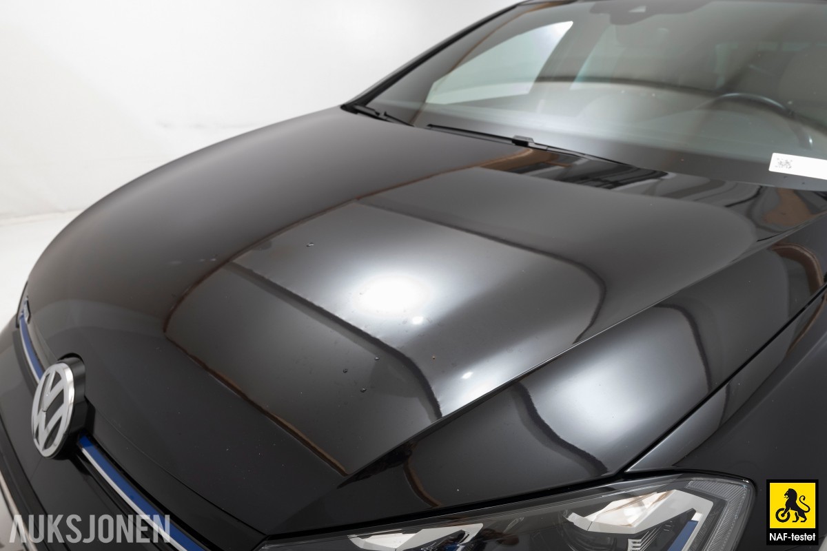 2020 Volkswagen E-Golf 136HK ACC KAMERA SKINN NAVI VARMEPUMPE