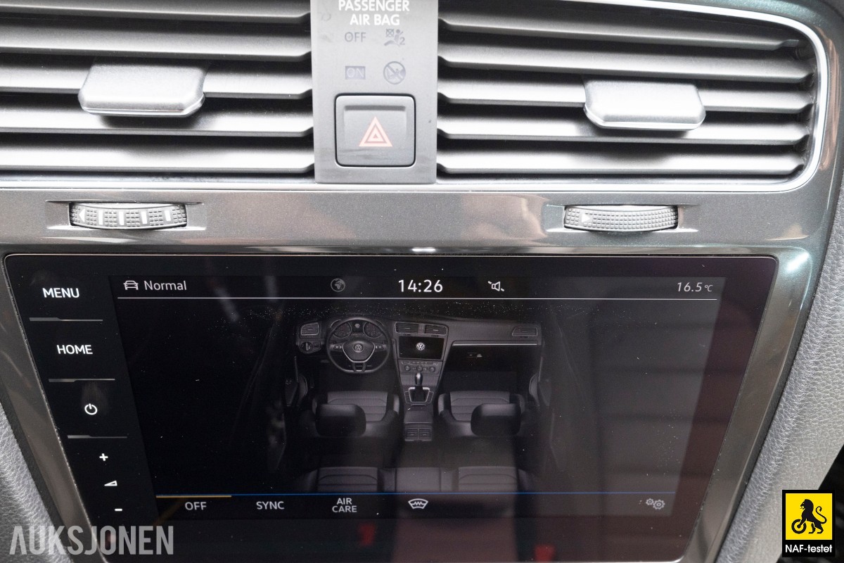 2020 Volkswagen E-Golf 136HK ACC KAMERA SKINN NAVI VARMEPUMPE