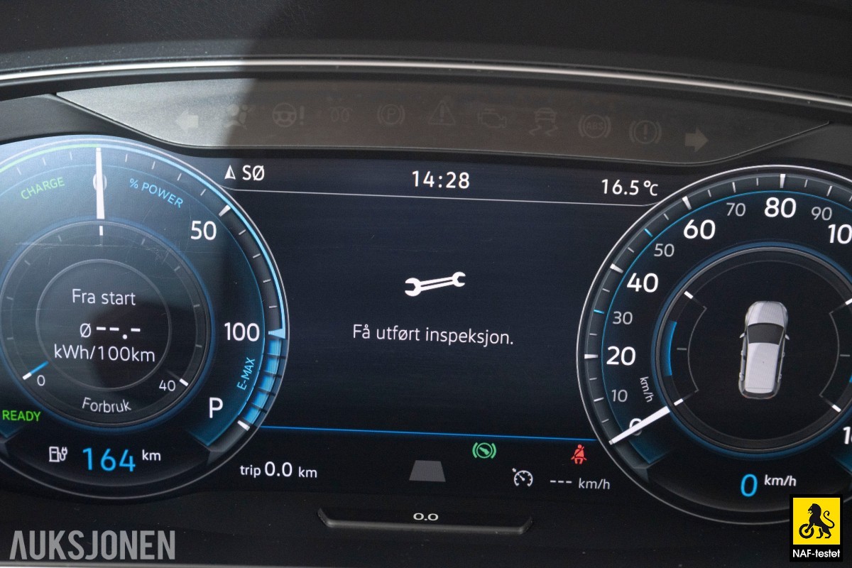 2020 Volkswagen E-Golf 136HK ACC KAMERA SKINN NAVI VARMEPUMPE