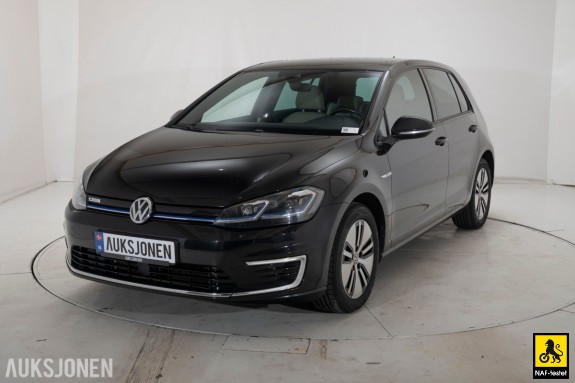 2020 Volkswagen E-Golf 136HK ACC KAMERA SKINN NAVI VARMEPUMPE