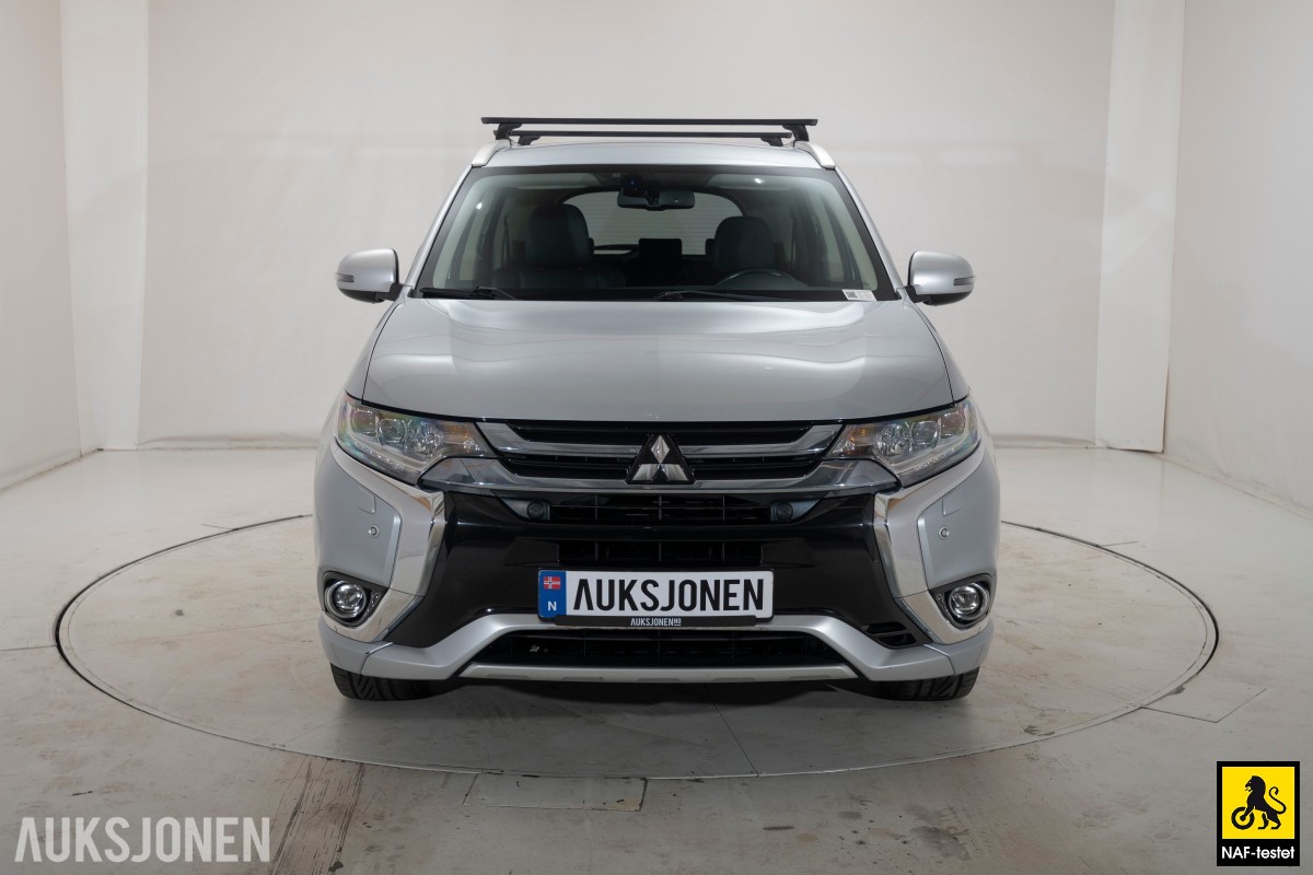 2017 Mitsubishi OUTLANDER PHEV 4WD HENGERFESTE KAMERA ROCKFORD FOSGATE CRUISE