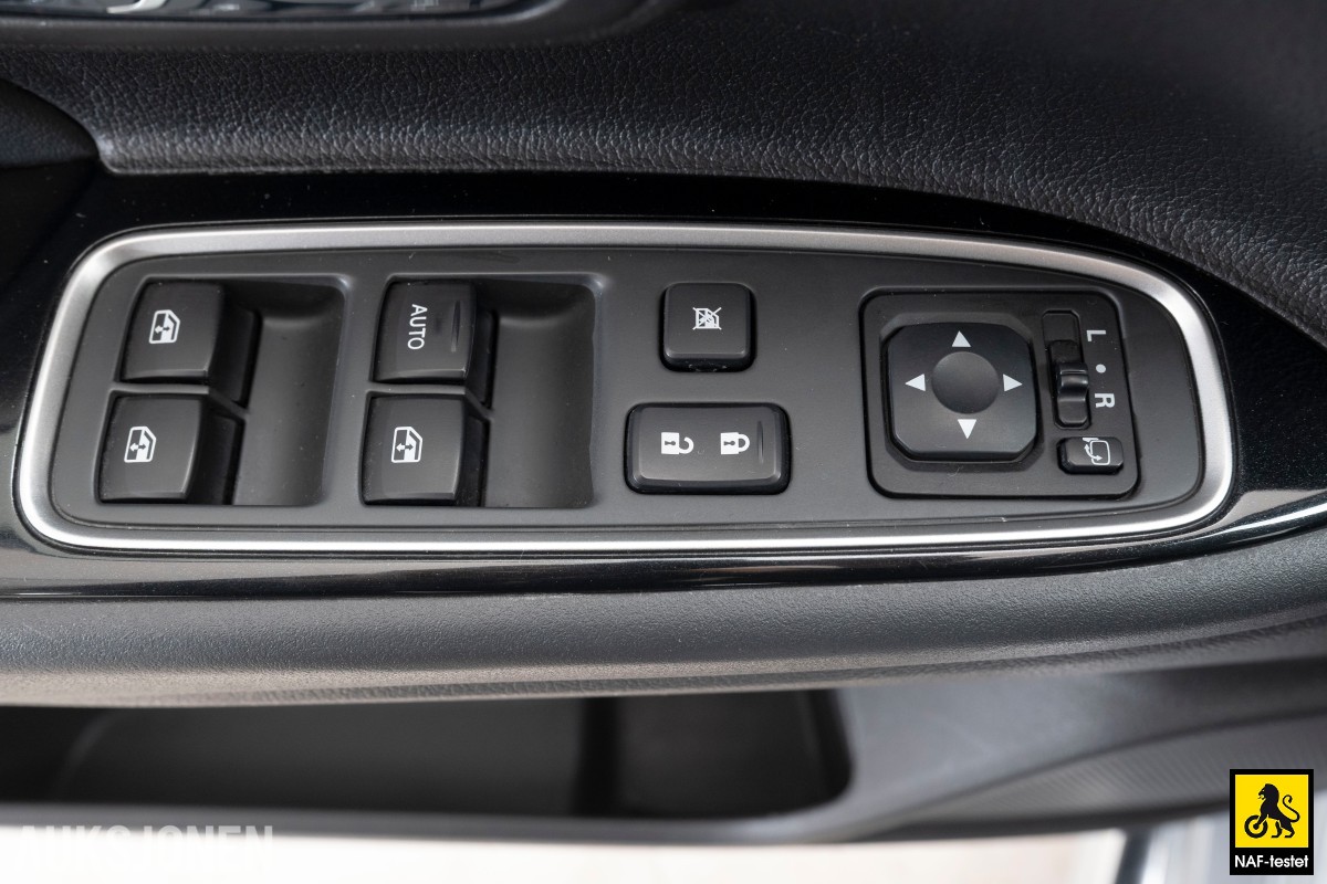 2017 Mitsubishi OUTLANDER PHEV 4WD HENGERFESTE KAMERA ROCKFORD FOSGATE CRUISE
