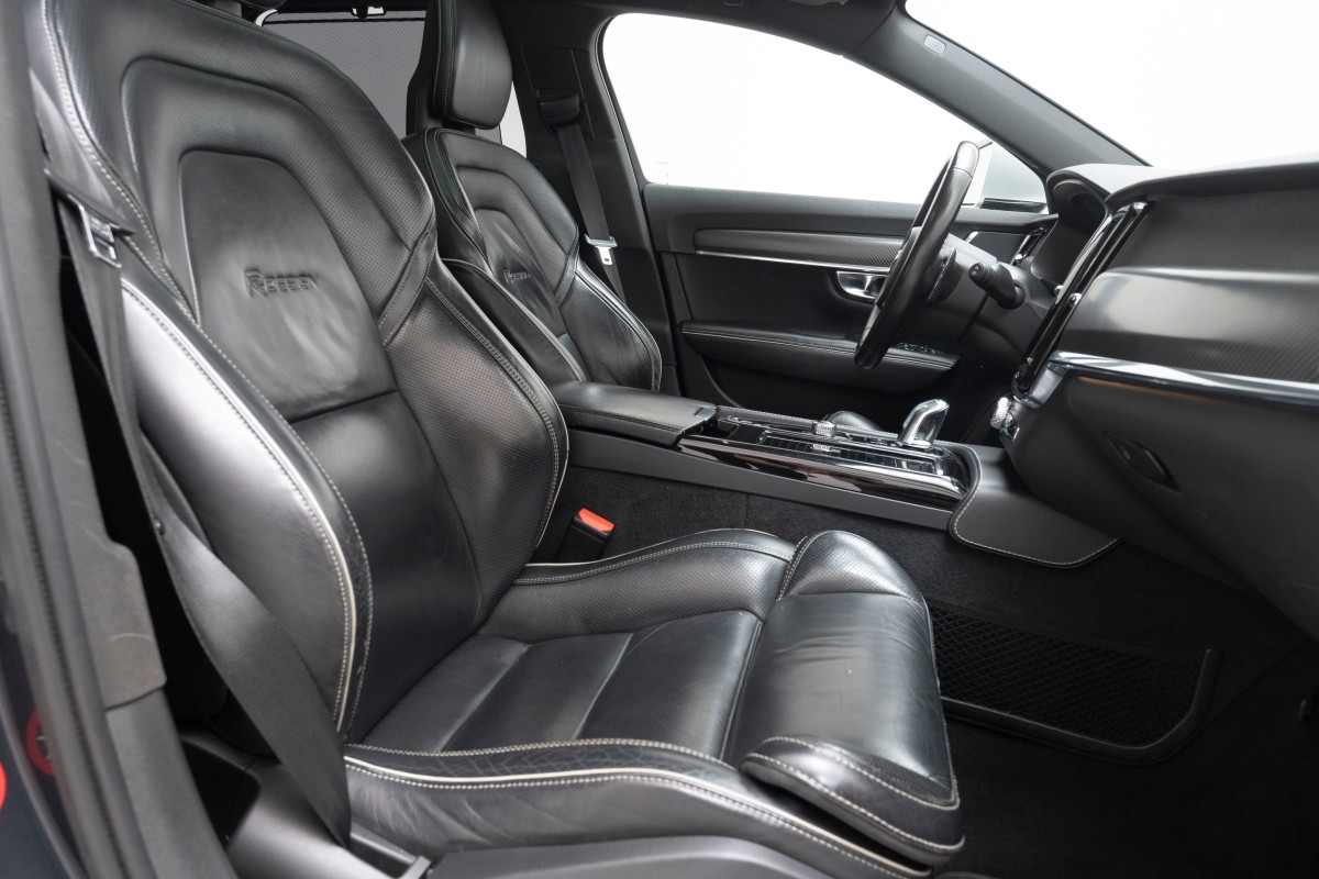 2018 Volvo V90 T8 407 HK R-DESIGN PANORAMA ACC HENGERFESTE KAMERA LED NAVI 
