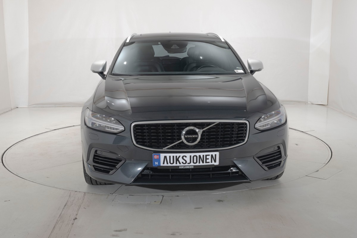 2018 Volvo V90 T8 407 HK R-DESIGN PANORAMA ACC HENGERFESTE KAMERA LED NAVI 