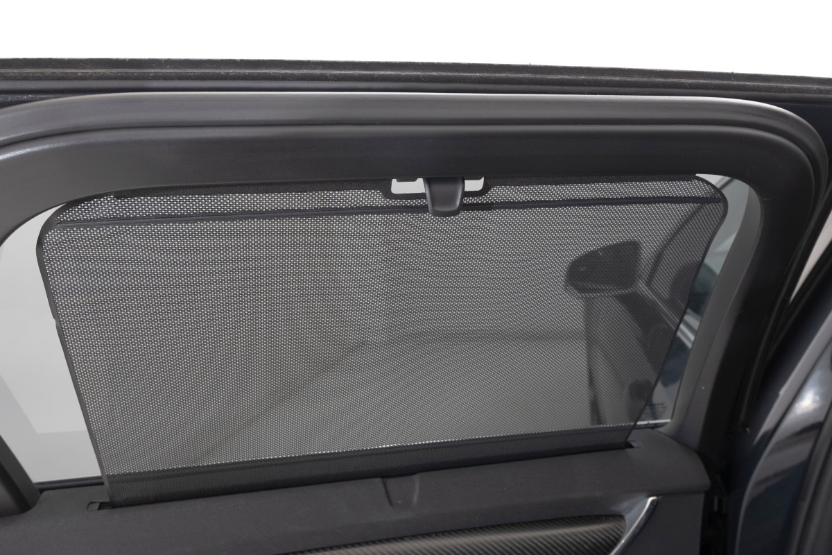 2018 Volvo V90 T8 407 HK R-DESIGN PANORAMA ACC HENGERFESTE KAMERA LED NAVI 