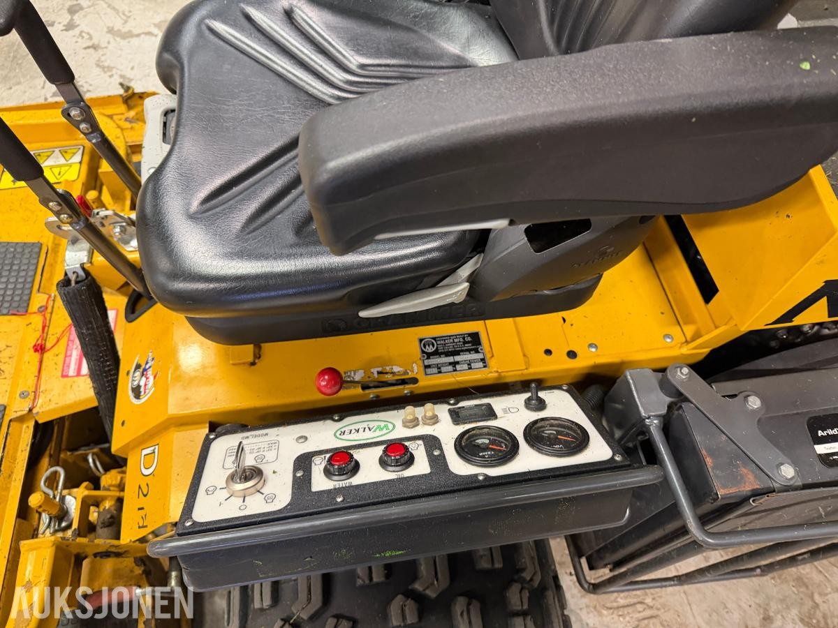WALKER MD21D PROFESJONELL SITTEGRESSKLIPPER | KUBOTA DIESEL | HYDROSTAT | OPPSAMLER