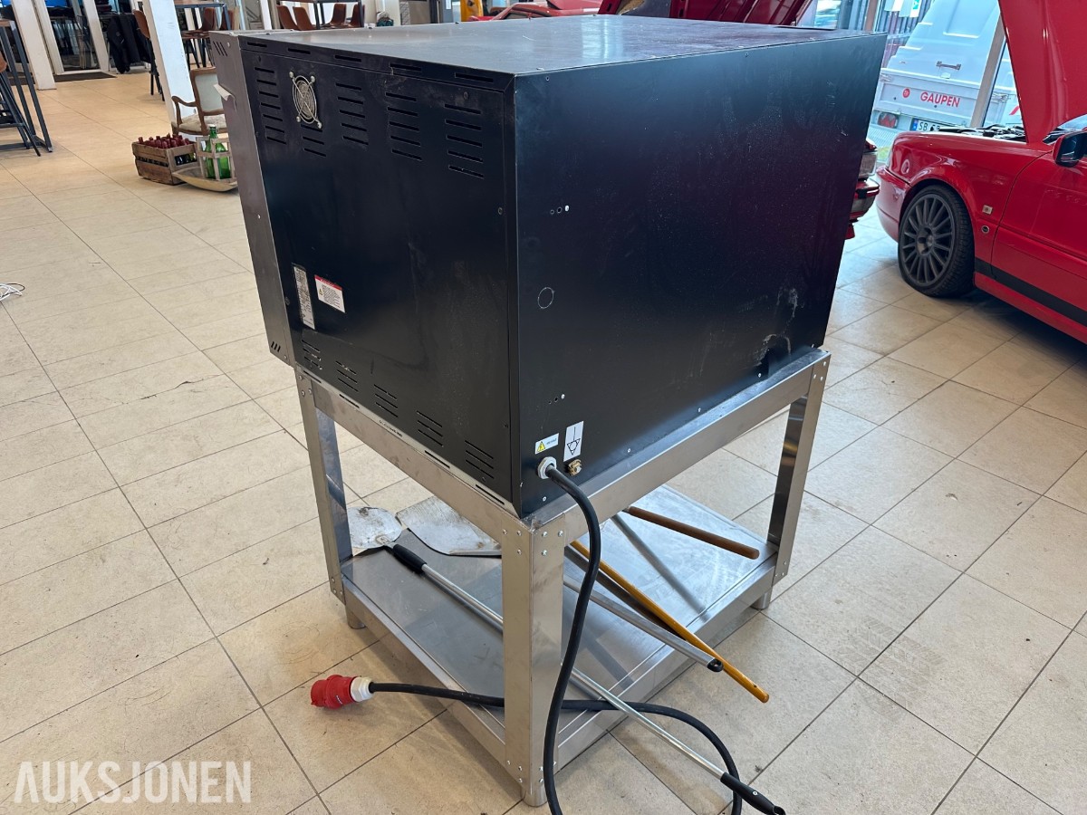 GGMgastro pizzaovn PDP44TC med understell UDP44