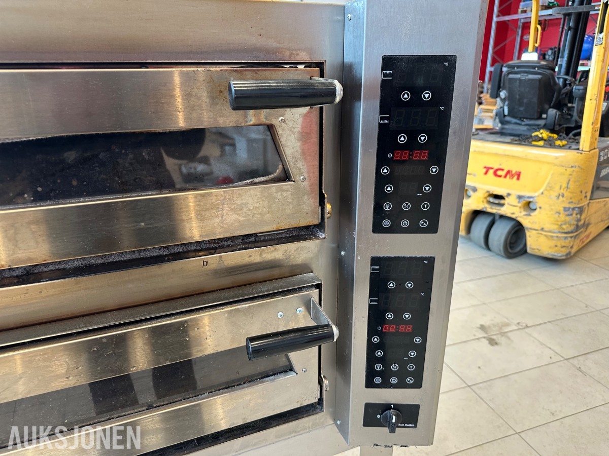 GGMgastro pizzaovn PDP44TC med understell UDP44