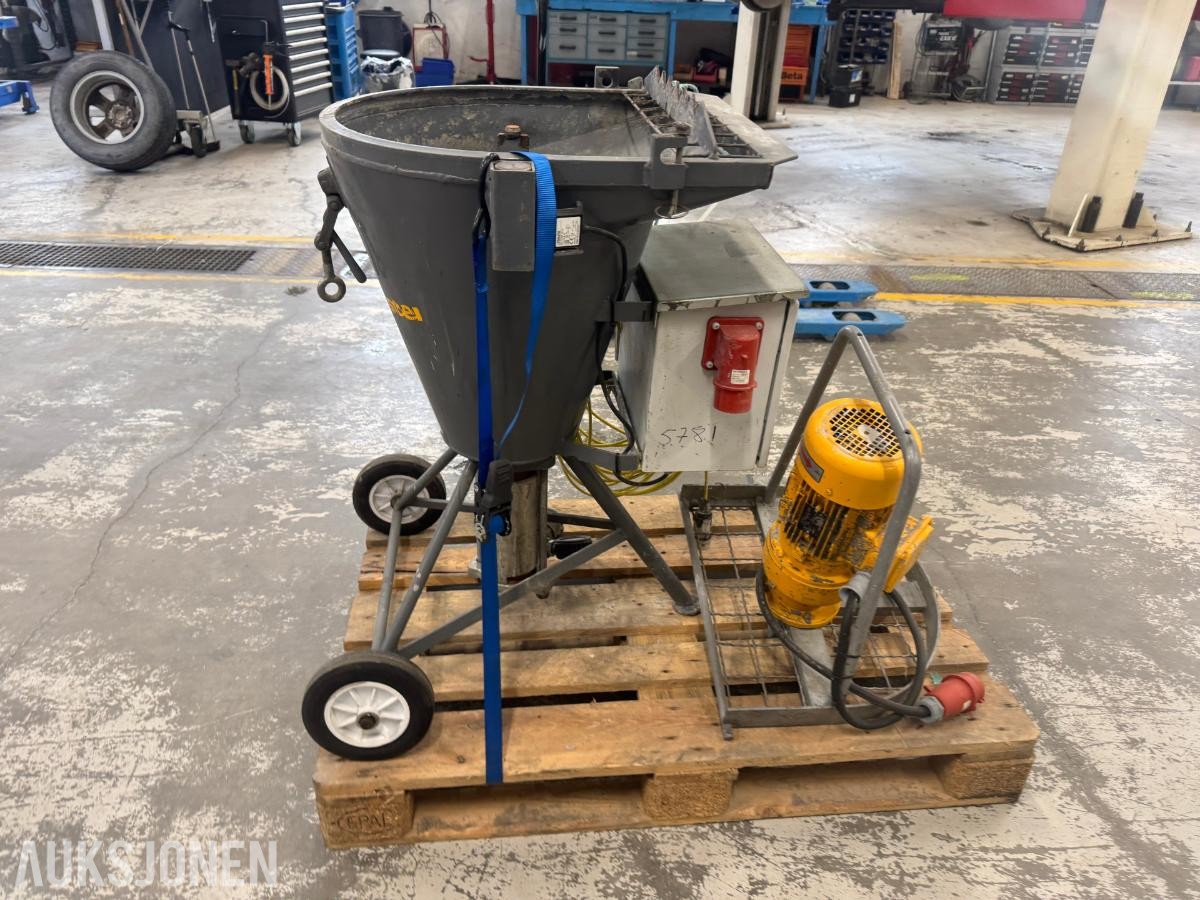 2016 Putzmeister P12 E Sprayboy gysepumpe
