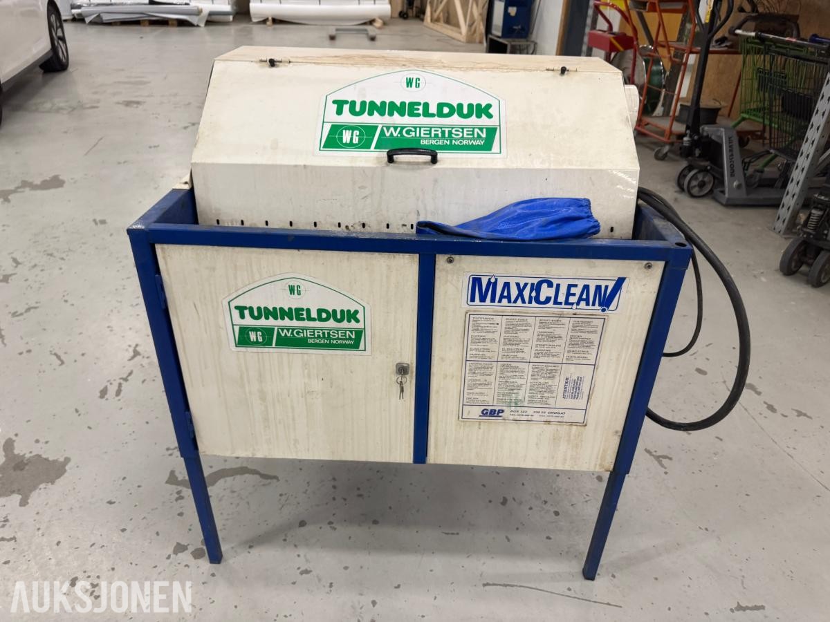 Maxi Clean Delevasker