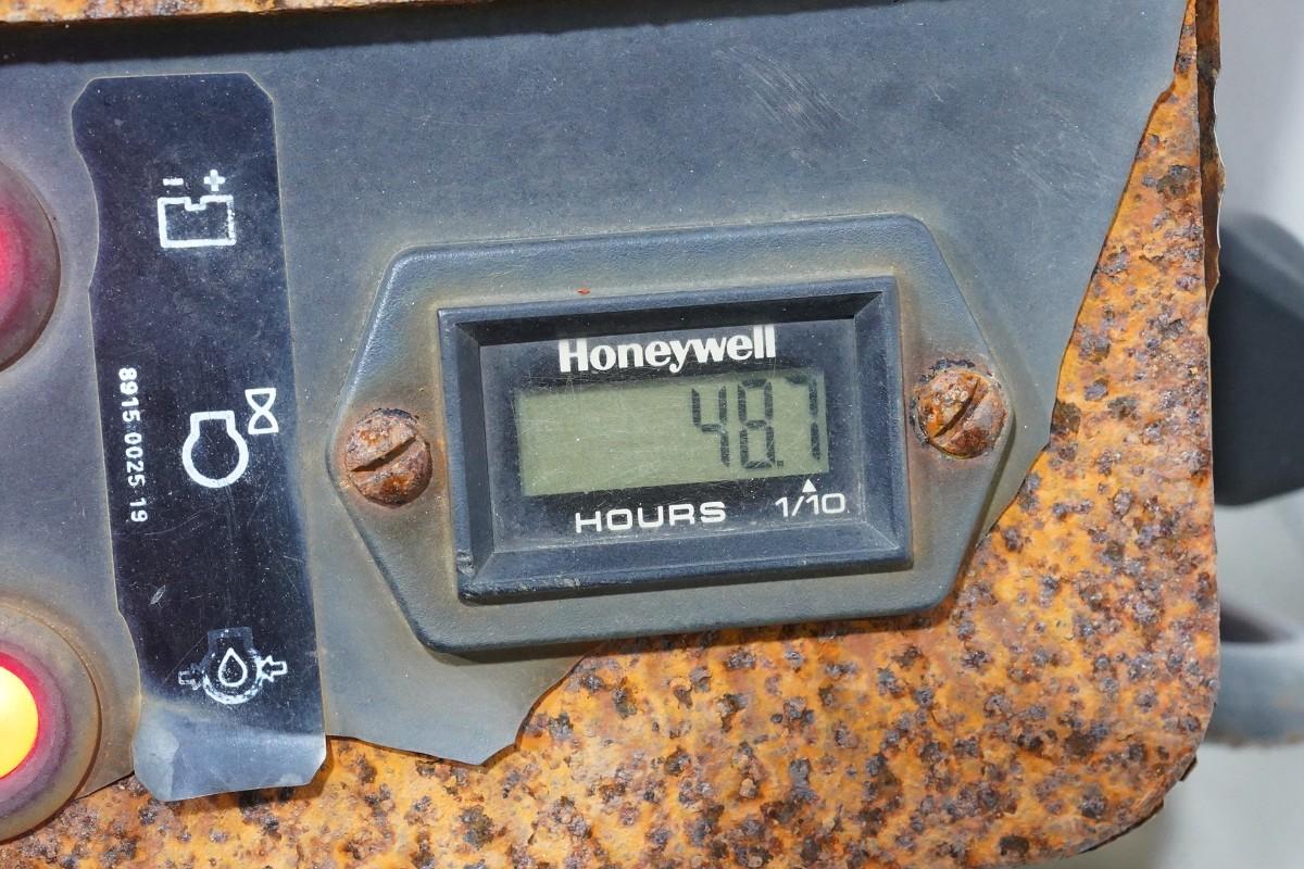 2020 Husqvarna LG504 Vibroplate - 497kg