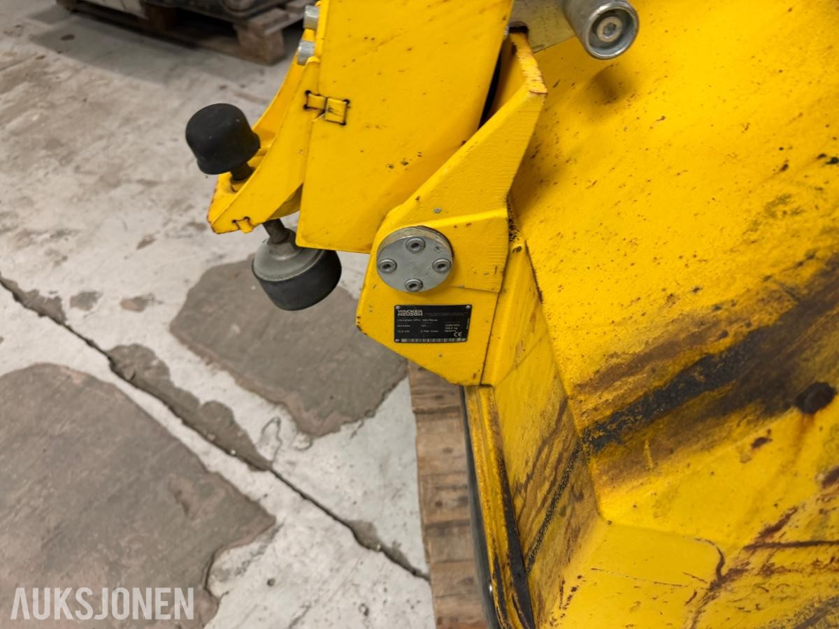 2014 Wacker Neuson DPU 100-70Les vibroplate / platevibrator