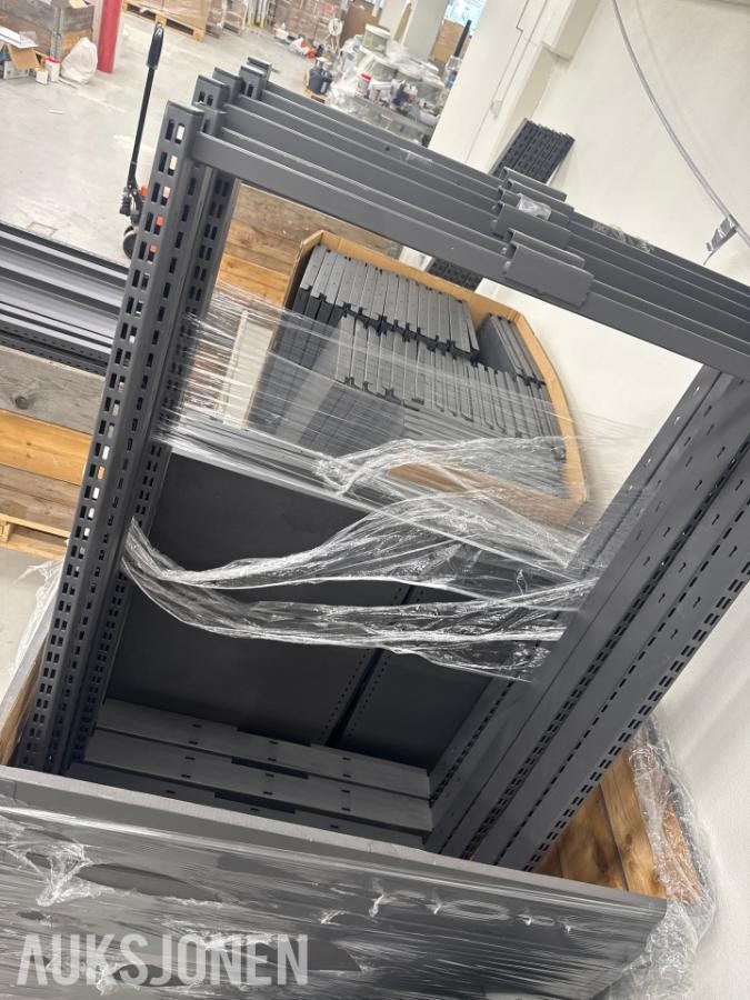Komplett Wanzl butikkinnredning / hyllesystem – over 4 500 deler
