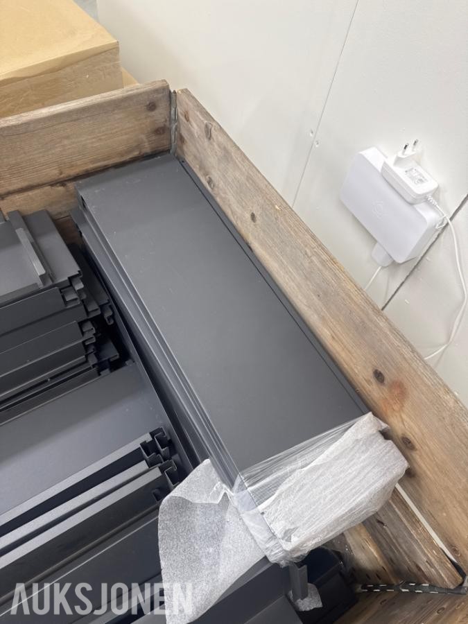 Komplett Wanzl butikkinnredning / hyllesystem – over 4 500 deler