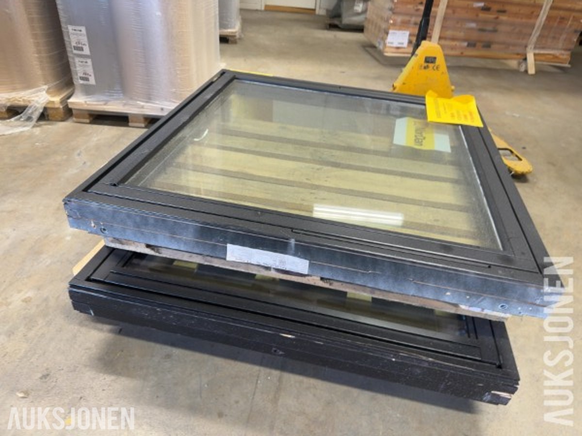 2stk vinduer 1088x1088 mm