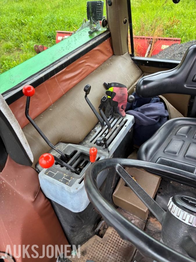 1982 John Deere 2040 SG2 traktor - MVA FRI