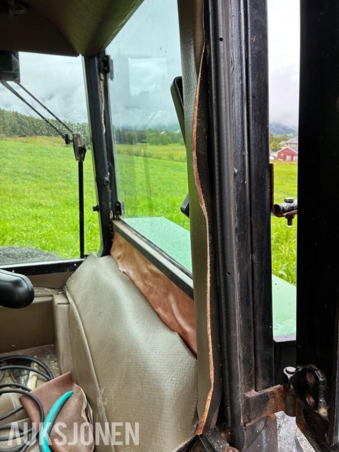 1982 John Deere 2040 SG2 traktor - MVA FRI