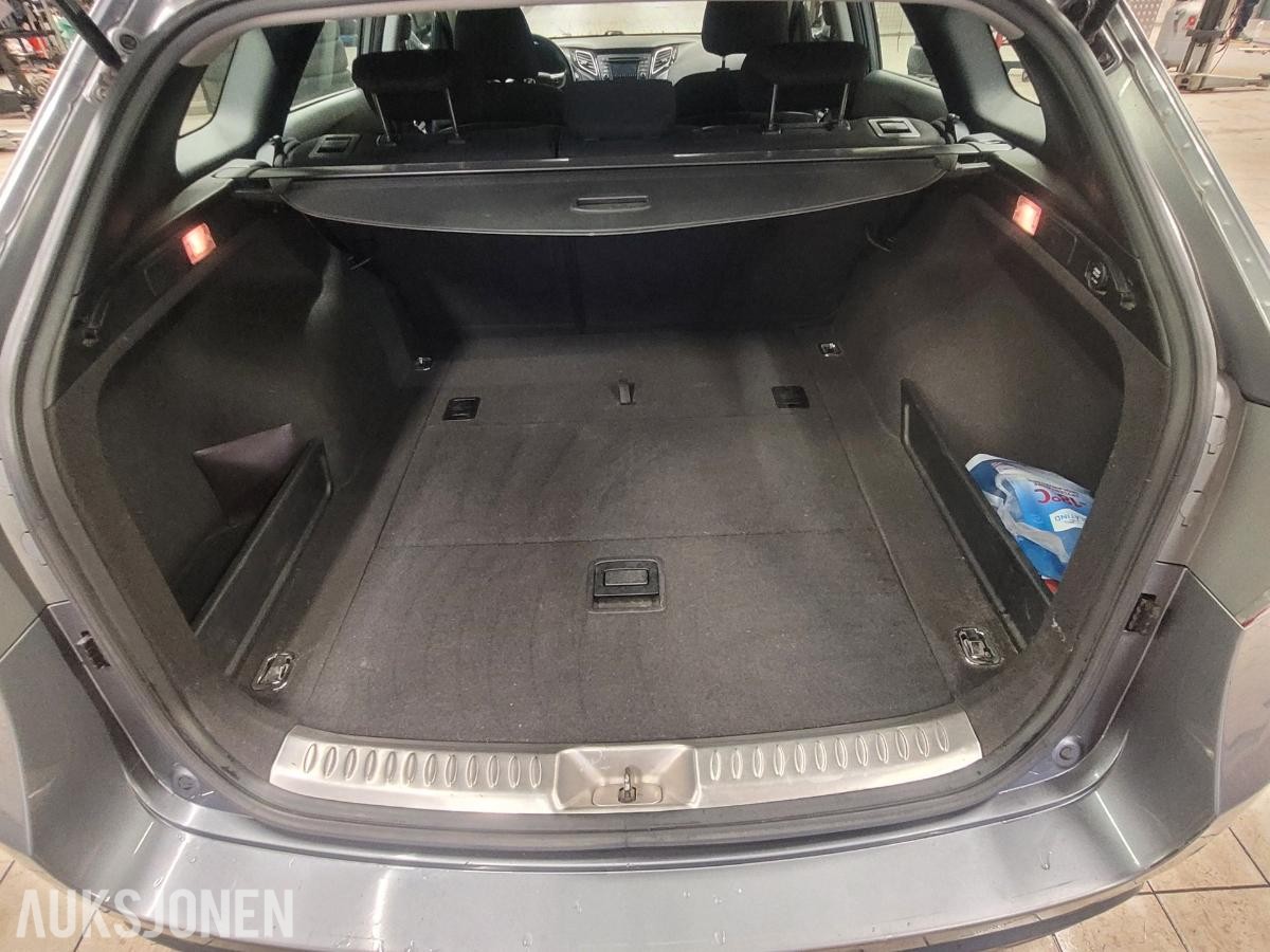 2012 Hyundai I40 1.7 diesel 136hk Automat, Cruisekontroll, Hengerfeste