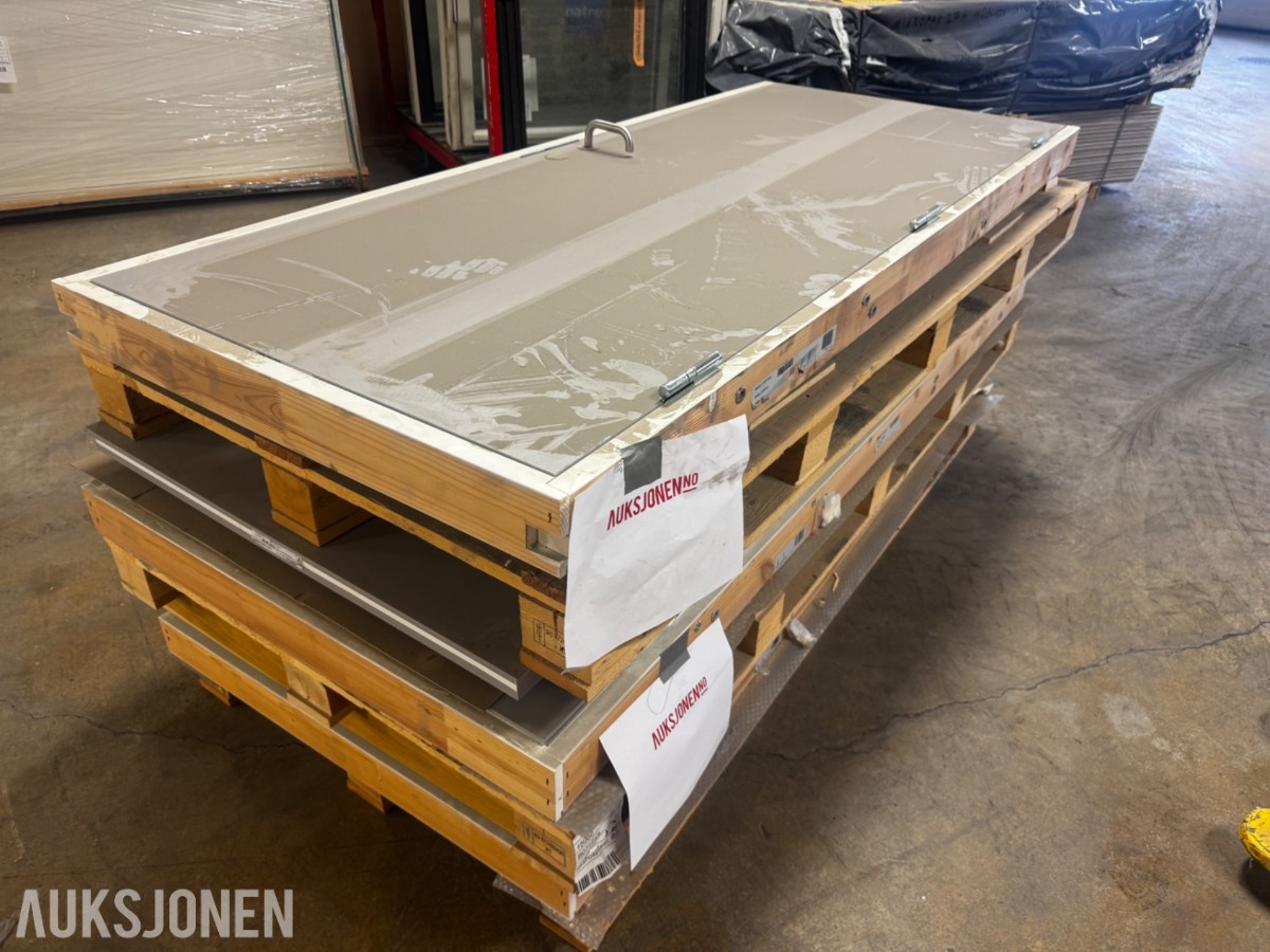 5 stk Innerdører, 4 med karm 990x2090 mm