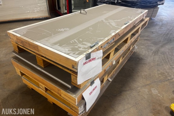 5 stk Innerdører, 4 med karm 990x2090 mm