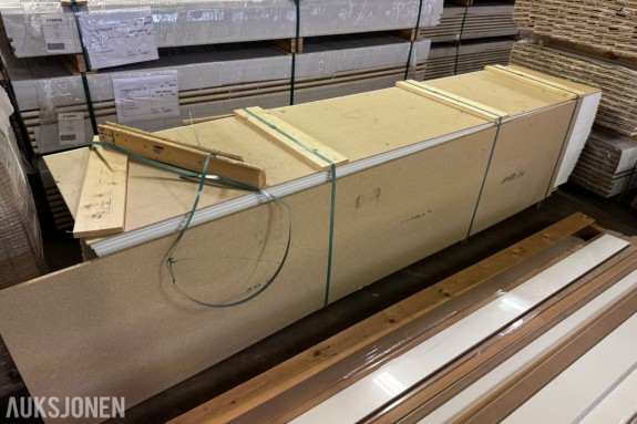 1 pakke plater 48 plater med hvit folie. 620x2820x10 mm