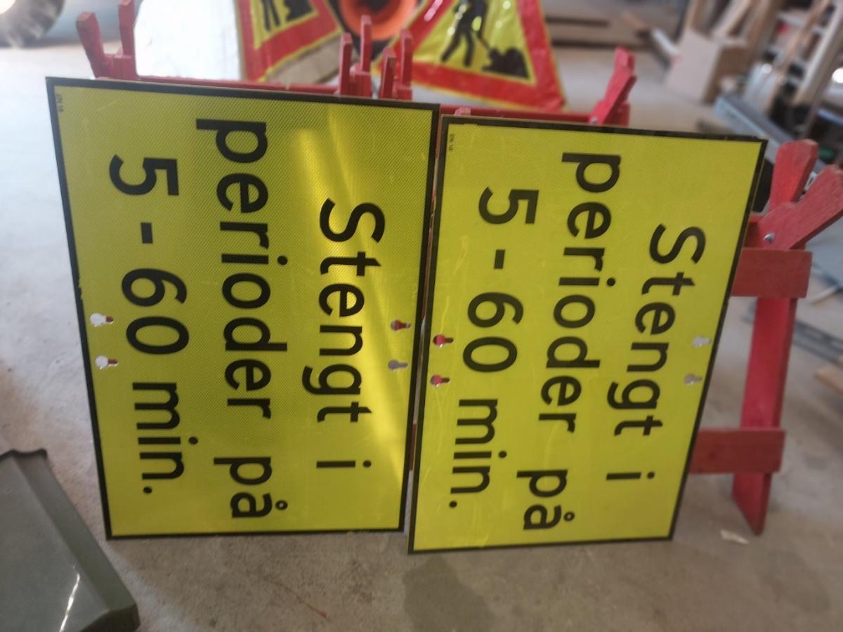 Skilt. Arbeidsvarslings skilt. Assortert