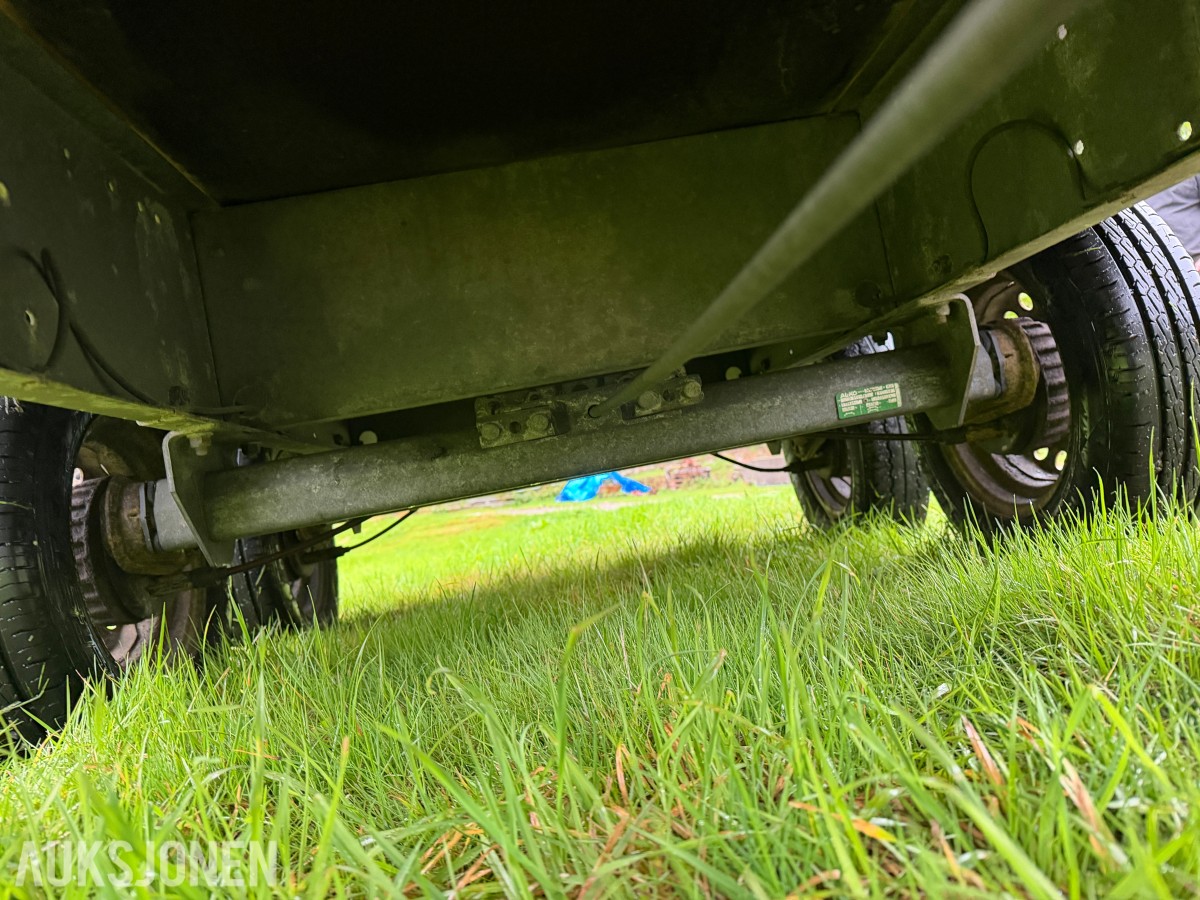 2015 GAUPEN D2030N 2000 KG TANDEMAKSEL AVTAKBARE LEMMER