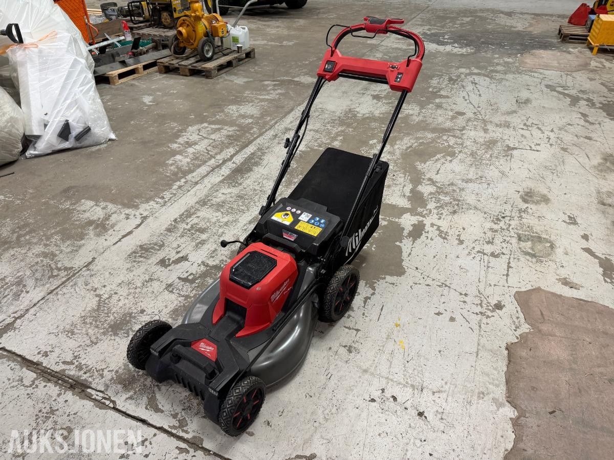 2024 Milwaukee M18 F2LM53 el. gressklipper m/oppsamler