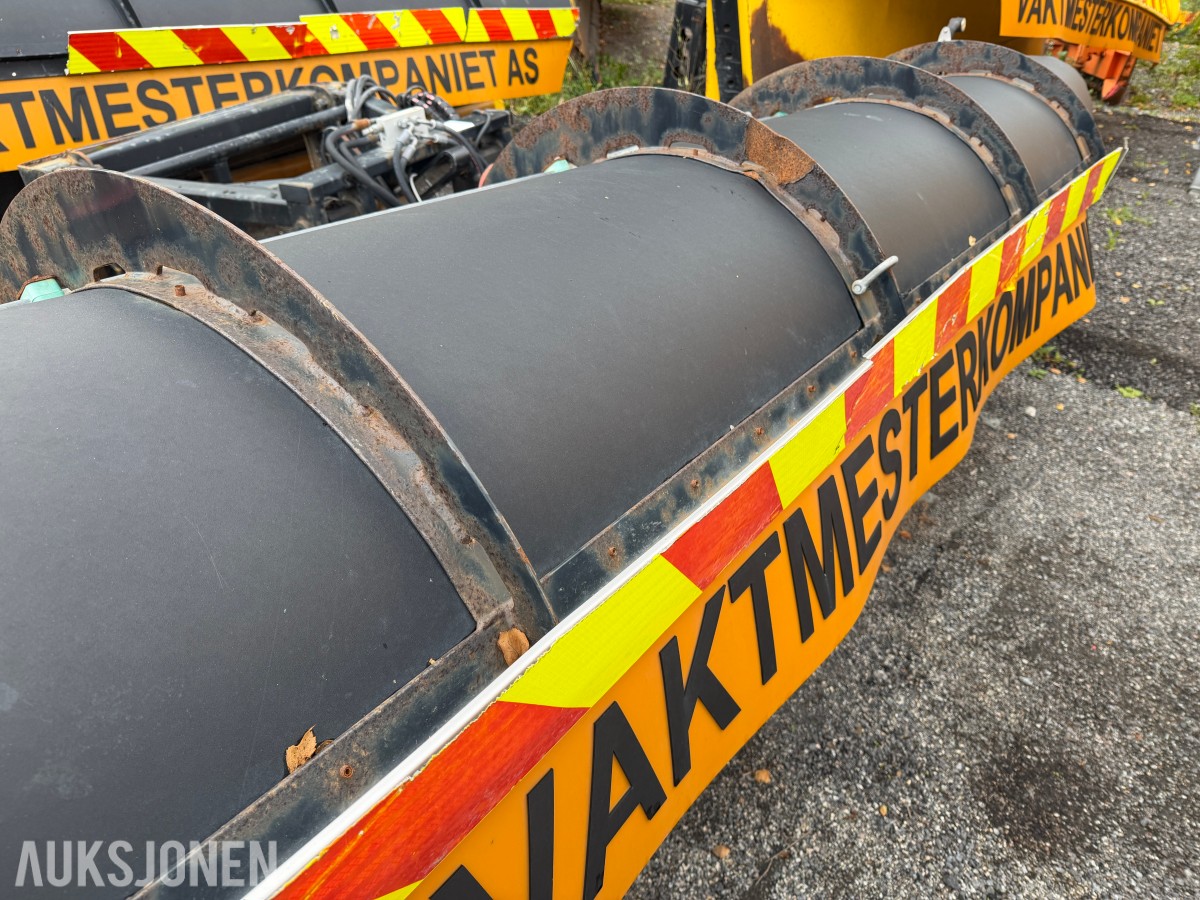 2021 ARCTIC AM 4000 HPD SVINGBAR PLOG