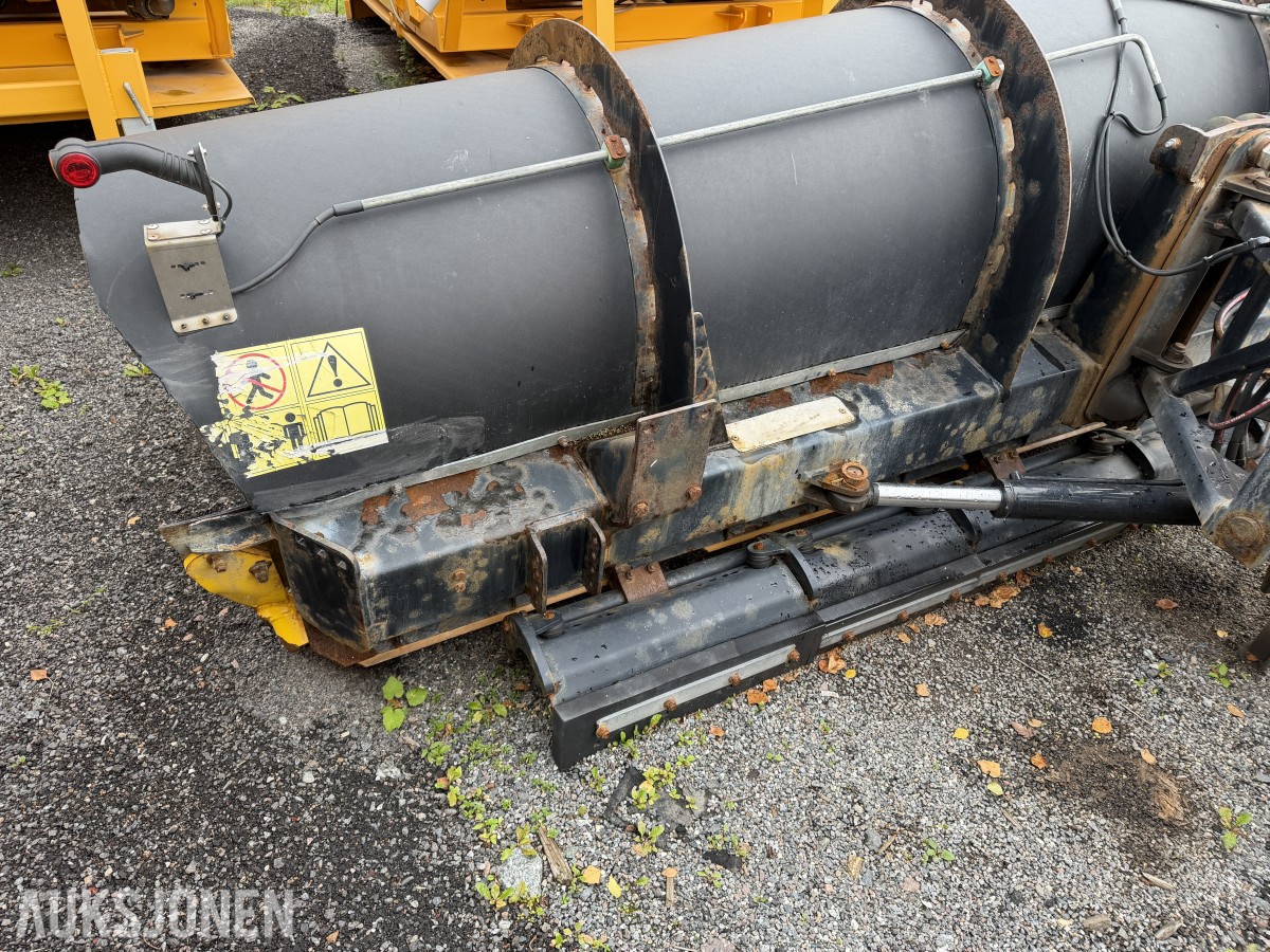 2021 ARCTIC AM 4000 HPD SVINGBAR PLOG